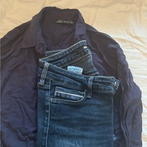 Xs Zara shirt and 25/30 Mavi jeans